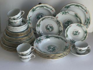 35pcs 5 X 7 - Piece Place Setting Meissen Porcelain Green Court Dragon Red Dot